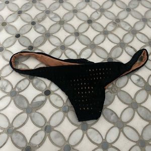 Acacia mesh bottom ⭐️